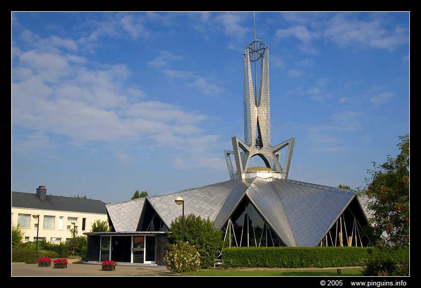 Hooglede   Sleihage(BE)
Trefwoorden: Hooglede Sleihage Belgium Belgie kerk church Christus-Koning