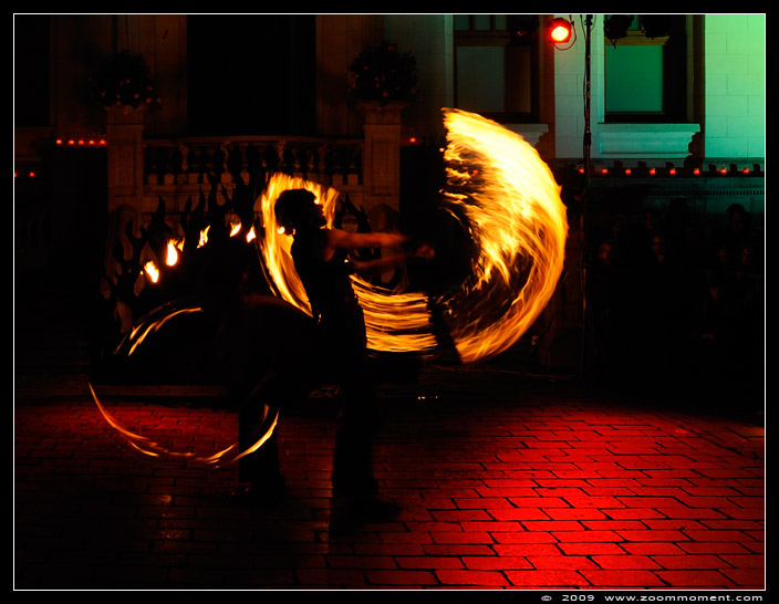 Halloween spektakel Lommel 2009 Cirque del Mundo
Trefwoorden: Lommel Halloween spektakel 2009 Cirque del Mundo vuur fire