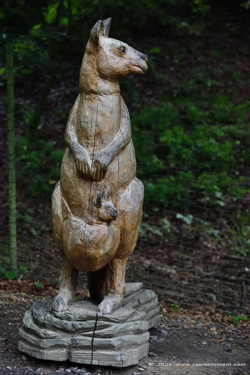 beeld kangoeroe statue kangaroo
Trefwoorden: Neuwied Germany beeld statue kangoeroe kangaroo
