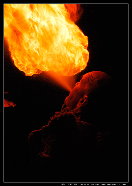 Halloween spektakel Lommel 2009
Trefwoorden: Lommel Halloween spektakel 2009 Cirque del Mundo vuurspuwer fire spitter