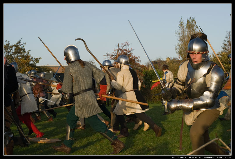 Trefwoorden: Teylingen ruine kampement middeleeuwen middeleeuws kampement camp battle veldslag