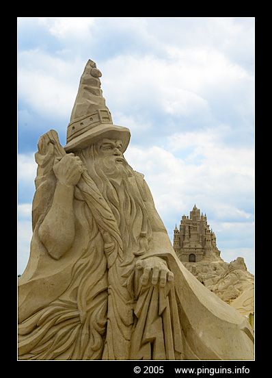 Merlijn
Lommel (BE):
Fairy tales sand sculptures - summer 2005
Sprookjeswereld zandsculpturen - zomer 2005
Trefwoorden: Lommel Belgium zandsculptuur sand sculpture sprookjes sprookje fairy tale