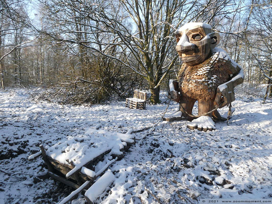 Troll Nora
Trefwoorden: Trollen troll De Schorre Belgium Thomas Dambo sneeuw snow Nora